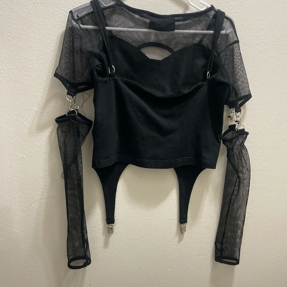 HEARTLESS FISHNET LISHA TOP - Picture 3 of 4